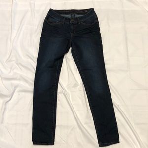 Faded Glory size 6 blue skinny jean